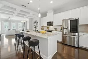 618 Morning Glory Pl NE, Atlanta, GA 30324 - Photo 1