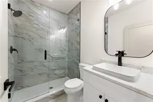 403 Magnolia Ave, Jefferson, GA 30549 - Photo 7