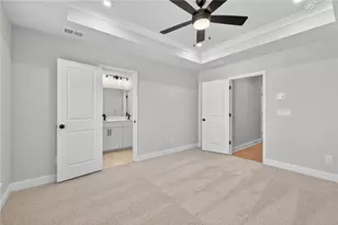2571 Astaire Ct, Atlanta, GA 30318 - Photo 17