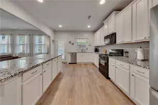 646 Royal Crest Ct, Canton, GA 30115 - Photo 17