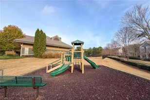 646 Royal Crest Ct, Canton, GA 30115 - Photo 37