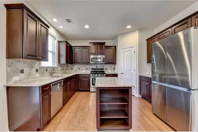 3945 Medley Way, Cumming, GA 30041 - Photo 17