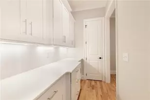 302 Trecastle Ln, Canton, GA 30114 - Photo 13