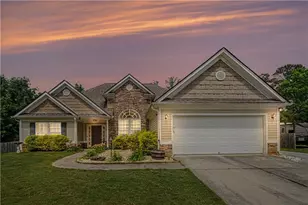5117 Ashley Falls Ct, Loganville, GA 30052 - Photo 1