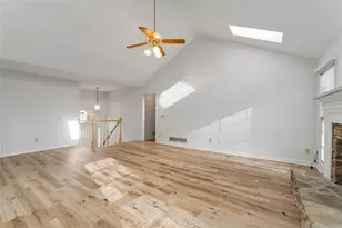 1310 Cobblestone Ln, Woodstock, GA 30189 - Photo 9