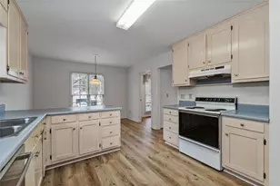 1310 Cobblestone Ln, Woodstock, GA 30189 - Photo 17