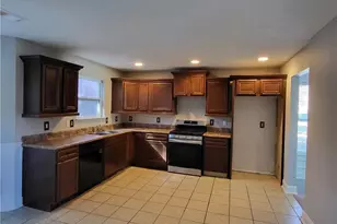 4234 Winston Cir, Atlanta, GA 30349 - Photo 5
