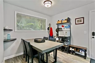 830 Bonnie Glen Dr SE, Marietta, GA 30067 - Photo 9