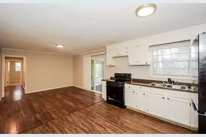 5386 Saint Lo Lane, Atlanta, GA 30349 - Photo 7