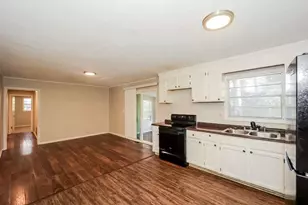 5386 St Lo Ln, Atlanta, GA 30349 - Photo 7