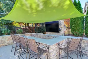 1970 Peachford Rd, Dunwoody, GA 30338 - Photo 9