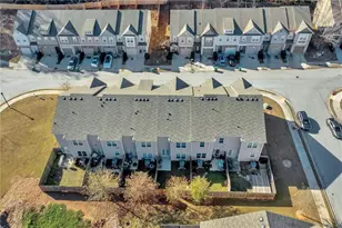 2240 Triple Crown Ln, Lithonia, GA 30058 - Photo 17