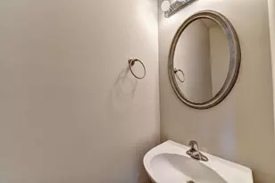 1597 Liberty Pkwy NW, Atlanta, GA 30318 - Photo 11