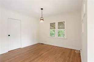 1389 Quarles Ave SE, Smyrna, GA 30080 - Photo 9