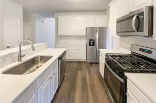 1817 Lake Cove Dr SW, Atlanta, GA 30331 - Photo 3