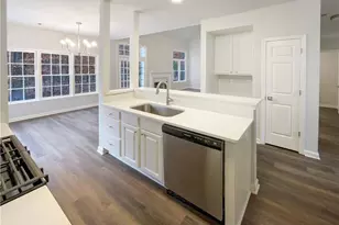 1817 Lake Cove Dr SW, Atlanta, GA 30331 - Photo 5