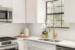 4058 Chedworth Way, Stone Mountain, GA 30083 - Photo 21