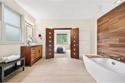 4812 Lake Forrest Drive, Sandy Springs, GA 30342 - Photo 13