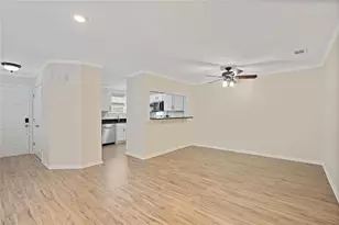 911 Hollyfax Cir NE, Atlanta, GA 30328 - Photo 15