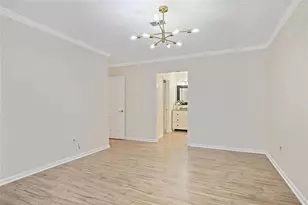 911 Hollyfax Cir NE, Atlanta, GA 30328 - Photo 21