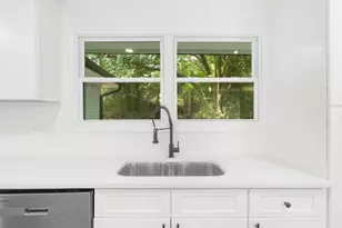 2719 Kings Park Cir, Decatur, GA 30034 - Photo 15