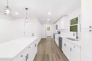 2719 Kings Park Cir, Decatur, GA 30034 - Photo 11