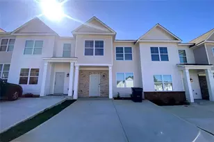 2788 Laurel Ridge Cir, Atlanta, GA 30344 - Photo 1