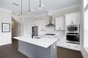 109 Village Green Ave, Woodstock, GA 30189 - Photo 11