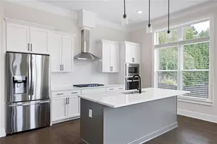 109 Village Green Ave, Woodstock, GA 30189 - Photo 7