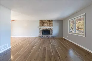 2490 Wood Meadows Dr SW, Marietta, GA 30064 - Photo 5