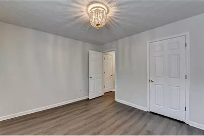 6670 Island Pointe Drive, Buford, GA 30518 - Photo 37