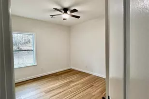 116 Valley View Dr, Maysville, GA 30558 - Photo 13