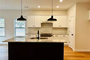 116 Valley View Dr, Maysville, GA 30558 - Photo 13