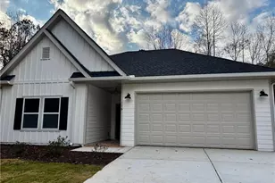 116 Valley View Dr, Maysville, GA 30558 - Photo 1