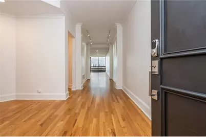 2660 Peachtree Road NW #22E, Atlanta, GA 30305 - Photo 11