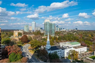 2660 Peachtree Road NW #22E, Atlanta, GA 30305 - Photo 3