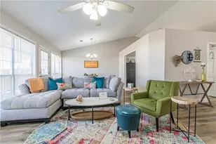 3195 Jorden Crest Ct, Lawrenceville, GA 30044 - Photo 5