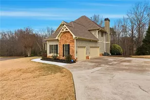 7505 Antique Barn Ave, Cumming, GA 30041 - Photo 5