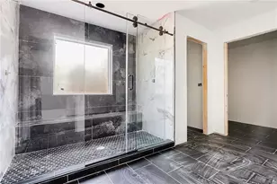 1013 Queens Bridge Way, Griffin, GA 30233 - Photo 9