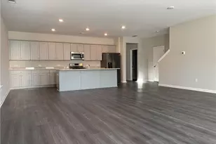 4402 Grosbeak Dr, Hoschton, GA 30548 - Photo 5