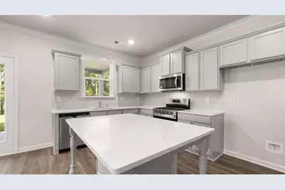 221 Sandy Oak Drive, Loganville, GA 30052 - Photo 11