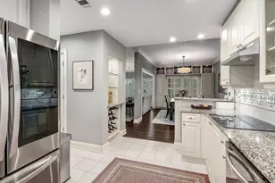 211 Colonial Homes Dr NW, Atlanta, GA 30309 - Photo 13