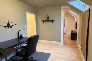 2035 Lyle Ave, College Park, GA 30337 - Photo 9