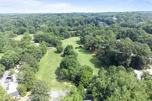 68 Montre Square NW, Atlanta, GA 30327 - Photo 33