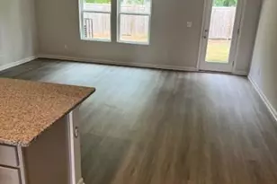 144 Village Green Dr, Adairsville, GA 30103 - Photo 3