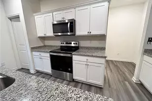 129 Carnaby St, Winder, GA 30680 - Photo 3