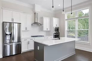 109 Village Green Ave, Woodstock, GA 30189 - Photo 7