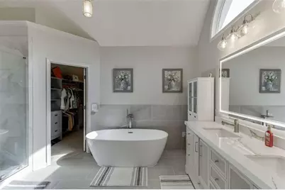 4880 Stone Moss Path, Hoschton, GA 30548 - Photo 19