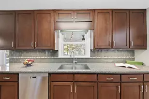 2334 Pine Point Dr, Lawrenceville, GA 30043 - Photo 21