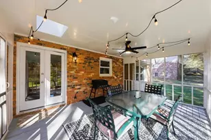 2334 Pine Point Dr, Lawrenceville, GA 30043 - Photo 31